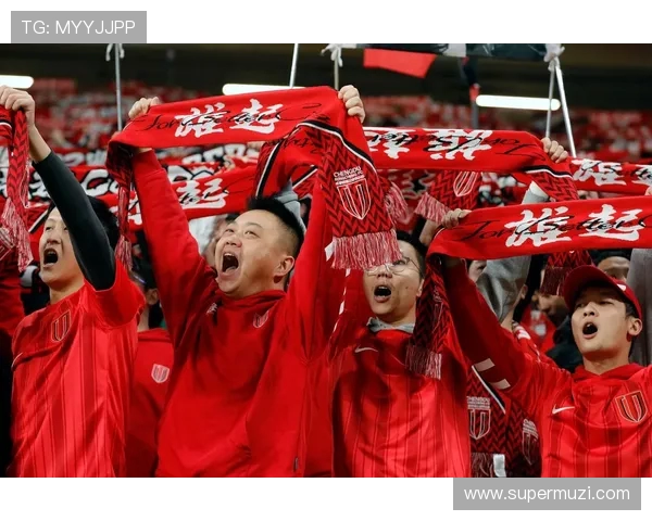 哈维西蒙斯的崛起与未来展望：年轻天才如何重塑足球世界